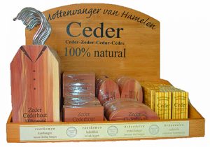 Display Cederhout, gevuld